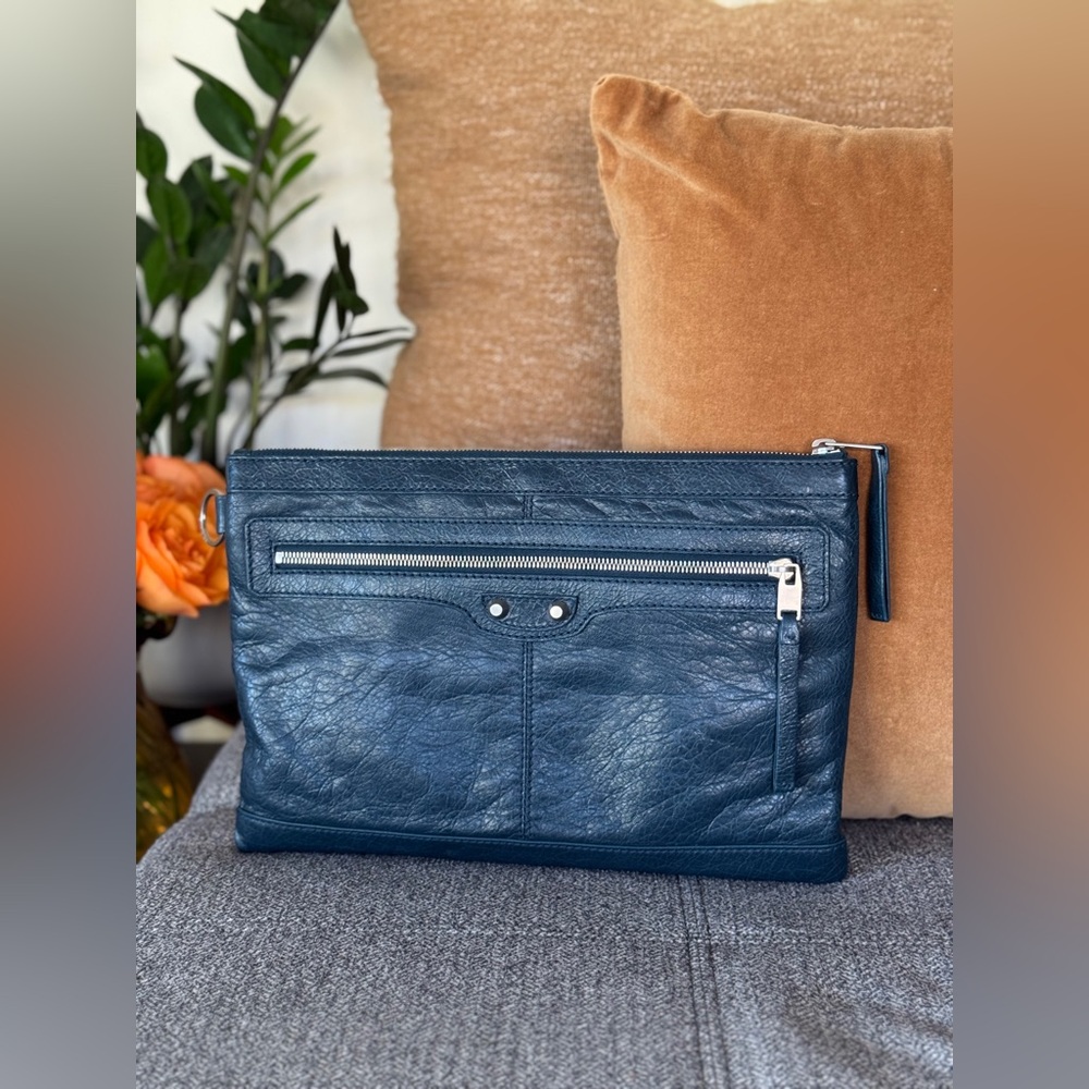 Balenciaga Teal Blue Leather Classic Clip Clutch - Picture 10 of 17